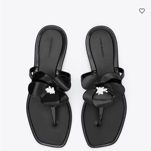 NIB Tory Burch flower jelly sandal- Pearl-Accent Floral Thong Sandals